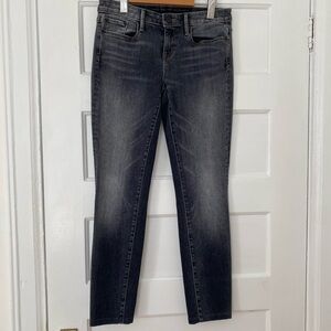 Vince Riley skinny jeans in Fairfax wash